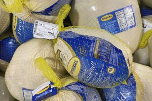 Entrega de pavos para Dia de Acción de Gracias.