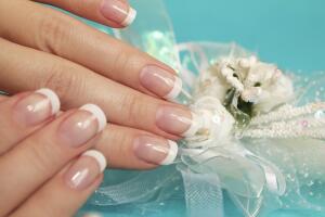 manicure y decoración de uñas para boda
