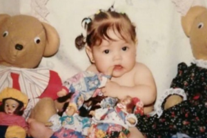 Karol sevilla of.PNG