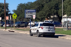 sospechoso-armado-escuela-James-Russell-Lowell