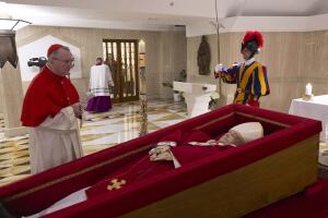 APTOPIX Vatican Pope Francis Obit