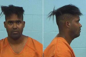 Detienen a cubano con permiso I-220A mientras trabajaba en Lyft; familiares temen deportación