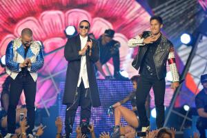 Telemundo's Premios Tu Mundo "Your World" Awards - Show