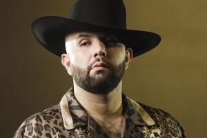 Carin León actuará en Premio Lo Nuestro 2023