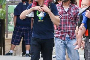 Jeremy Renner y su hijita Ava