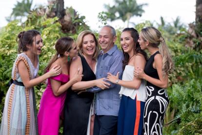 Andrea Chediak Se Caso Por El Civil Y Mostro Las Romanticas Fotos Del Album De Su Boda Shows Despierta America Univision American television show host who has worked as a reporter for univision's andrea chediak was born in 1980s. andrea chediak se caso por el civil y