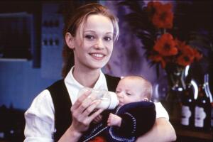 Samantha Mathis en Jack and Sarah de 1995 Grosby.jpg