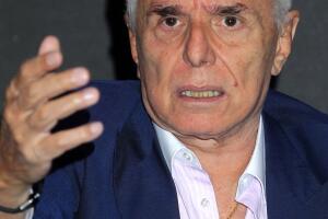 ENRIQUE GUZMAN 2.jpg