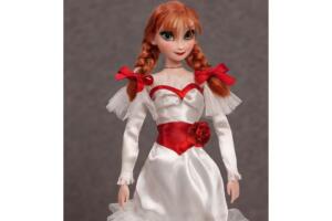 Guto Collector: muñecas de princesas Disney caracterizadas como personajes de películas de terror