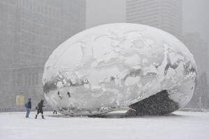 Late Season Midwest Winter Storm Brings Snow To Chicago