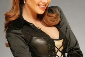 Adela Noriega en la telenovela 'La esposa virgen'
