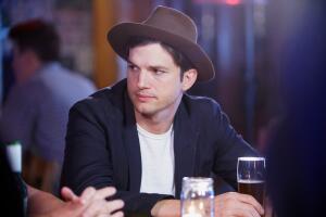 ashton_kutcher_sombrero.jpg