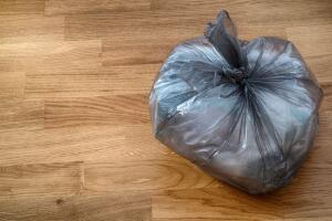 bolsa negra de basura.jpg