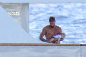 EXC Ricky Martin, Jwan Yosef