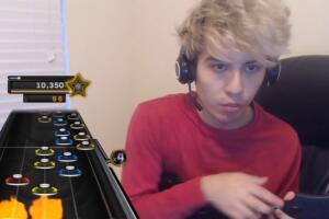 Schmooey jugador de guitar hero 2.jpg