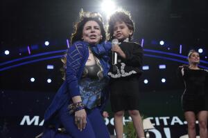 Beba protagoniza 'Mala nochecita no'