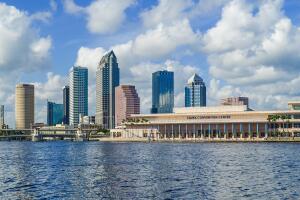 tampa-2963497_1920 (1).jpg