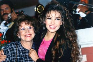 Thalía y su mamá, Yolanda Miranda.jpeg