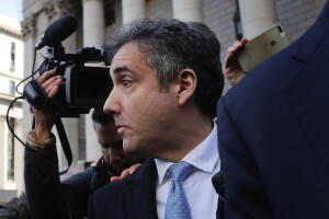 Según el fiscal especial, Robert Mueller, el exabogado de Trump Michael Cohen -además de hacer los pagos- también estuvo en contacto con rusos buscando "sinergia" con la campaña presidencial de Trump tan temprano como noviembre de 2015, es decir, un año antes de las elecciones presidenciales.