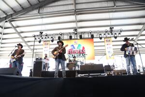 40 mil personas celebraron Fiestas Patrias en San Antonio