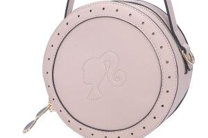 bolsa-redonda-da-barbie_0518_1400x1728.jpg
