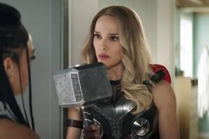 Natalie Portman como Mighty Thor MCU Marvel.jpg