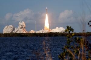 ASTRONAUTAS ARTEMIS II