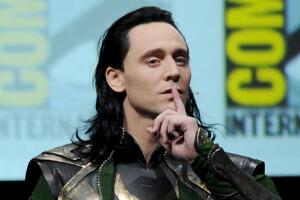 tom-hiddleston-loki-comic-con-2013.jpg