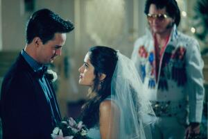 salma-hayek-matthew-perry-fools-rush-in-pelicula.jpg