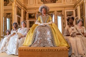 Golda Rosheuvel como a Rainha Charlotte em "Bridgerton"