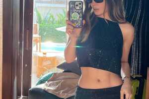 Belinda presume sus abs de impacto Instagram (4).jpg