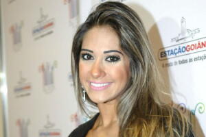 mayra-cardi-029-ex-_bbb_mayra_cardi_15.jpg