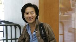 Kim Ng dirigirá a los Miami Marlins y se convierte en la primera mujer al frente de un equipo de las Grandes Ligas en EEUU