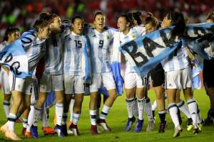 seleccion-femenina-futbol-argentina.jpg