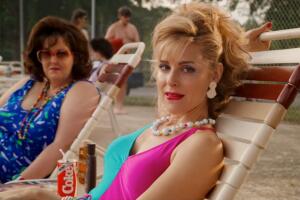 Karen Wheeler Stranger Things 2.jpg