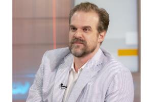 Barry Burton David Harbour - Resident Evil elenco perfecto segun fans.jpg