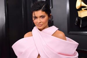 kylie-jenner-grammys-2019-1.jpg