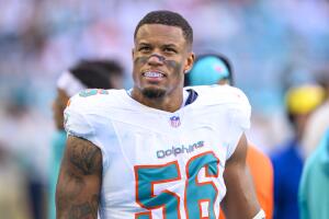 El defensor de los Miami Dolphins Quinton Bell.