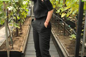 Susana Zabaleta no tiene miedo de gritar su amor por un galán 15 años menor que ella