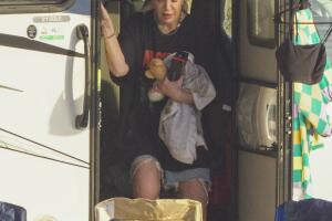 PREMIUM EXC Tori Spelling