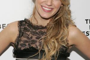 blake-lively-01.jpg