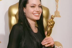 angelina-jolie-oscar-2000.jpg