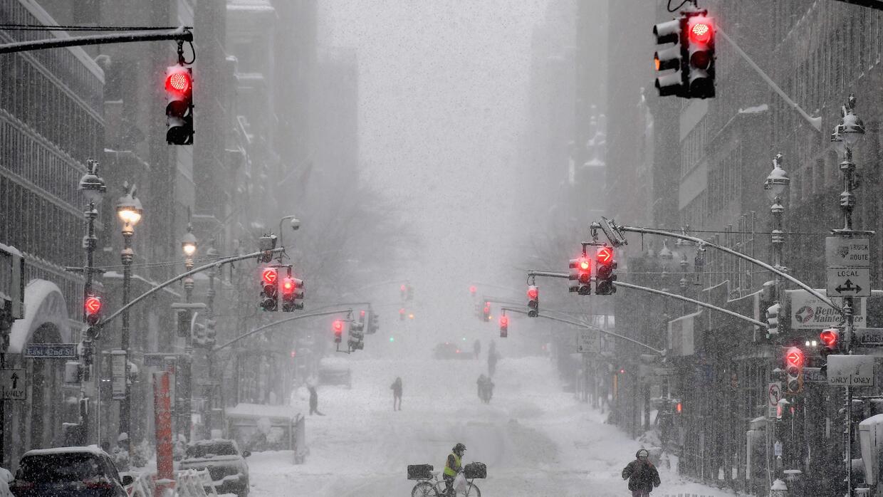 Predicen que el próximo invierno será “de los más largos y fríos en años' en Nueva York y EEUU