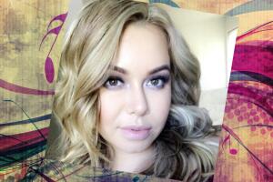 Chiquis es la queen de las selfies and we love it!