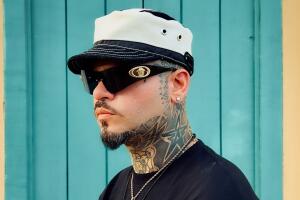 Farruko cantará en Premios Juventud 2025