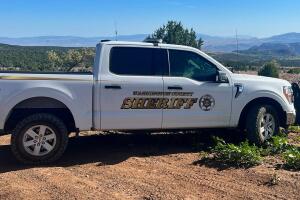 Detienen sospechoso de viajar con una menor de edad reportada como desaparecida