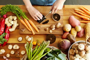 alimentos-nutricao-mesa-1016-1400x800.jpg