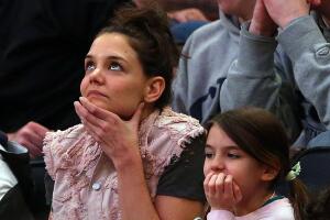 katie_holmes_y_su_hija_suri_cruise.jpg