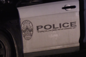 policia austin.jpg