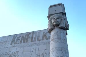 exposición lagerfeld met nueva york